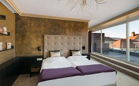 Corso Hotel Pecs